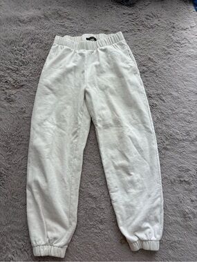 Brandy Melville Elastic Waist Jogger Pants